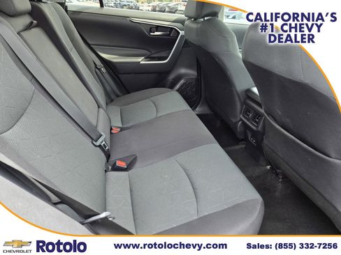Used 2024 Toyota RAV4 XLE image 12