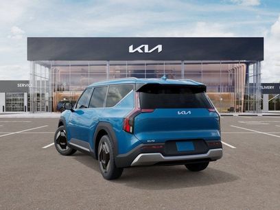 New 2026 Kia EV9 Wind