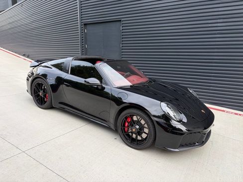 Used 2025 Porsche 911 Targa 4 GTS image 1