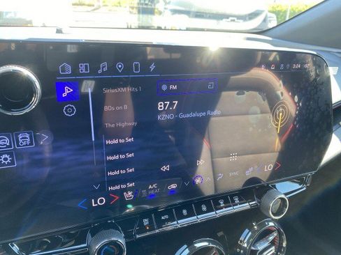 Used 2024 Chevrolet Blazer EV RS image 13