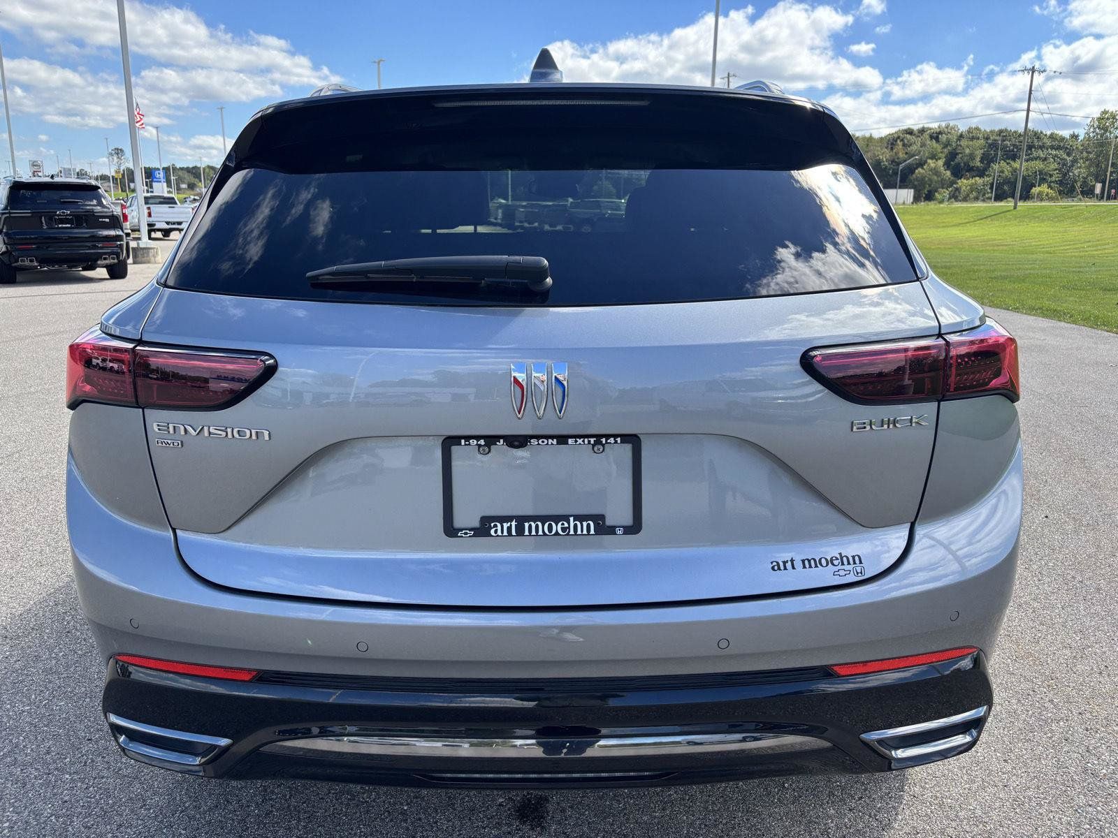 Used 2024 Buick Envision Sport Touring AWD/4WD image 6