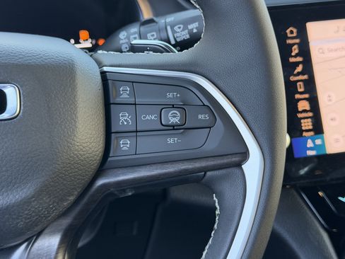 New 2026 Jeep Grand Cherokee Altitude image 26