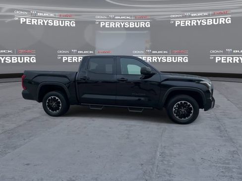 Used 2025 Toyota Tundra SR5 AWD/4WD image 9