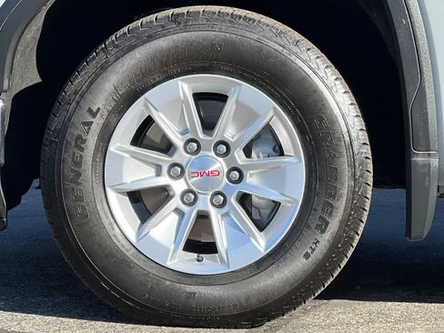 Used 2024 GMC Sierra 1500 Pro w/ Pro Value Package image 25