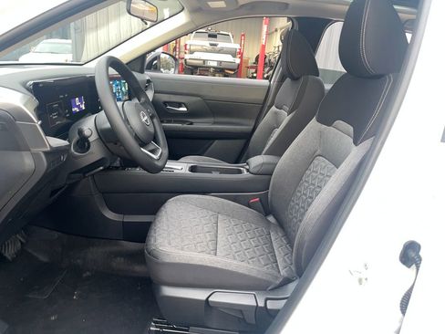 New 2026 Nissan Kicks SV image 9