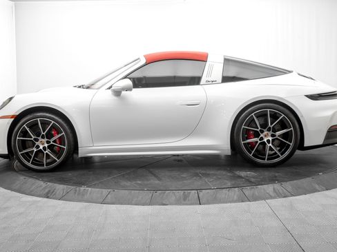 Certified 2026 Porsche 911 Targa 4 GTS AWD/4WD image 12