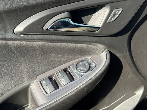 Used 2024 Chevrolet Malibu LT image 28