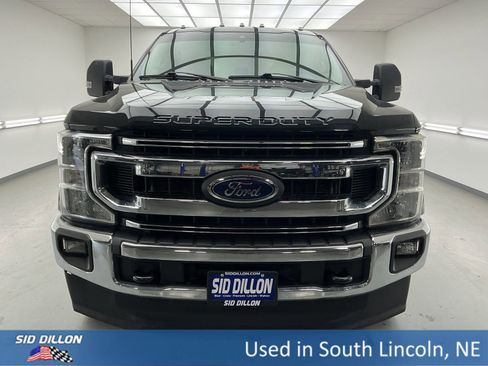 Used 2022 Ford F350 XLT image 2