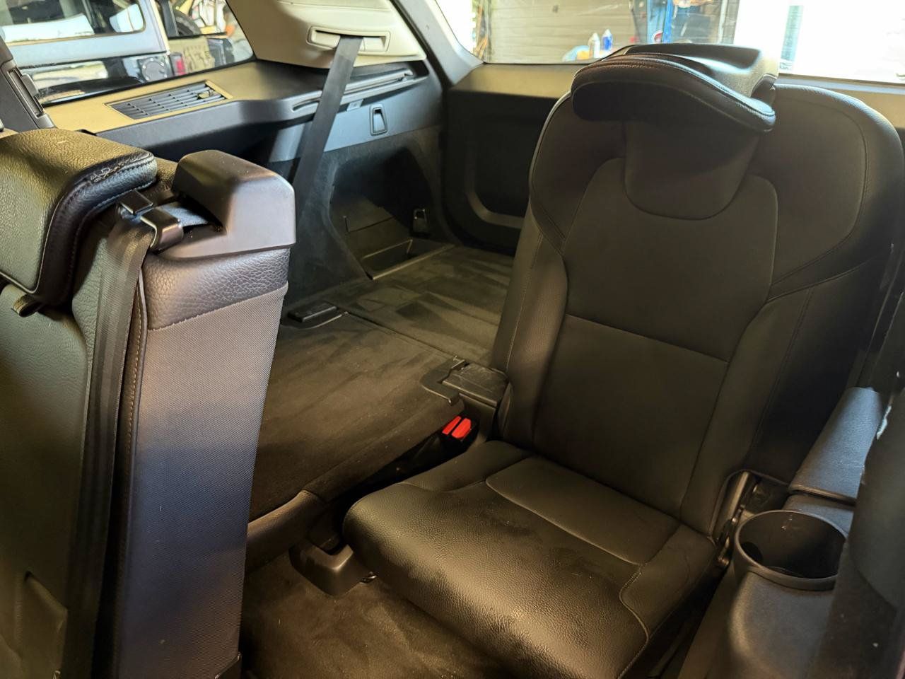 Used 2021 Volvo XC90 T6 Momentum w/ Climate Package AWD/4WD image 14