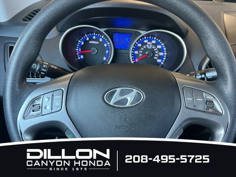 Used 2015 Hyundai Tucson GLS w/ Option Group 02 FWD image 22