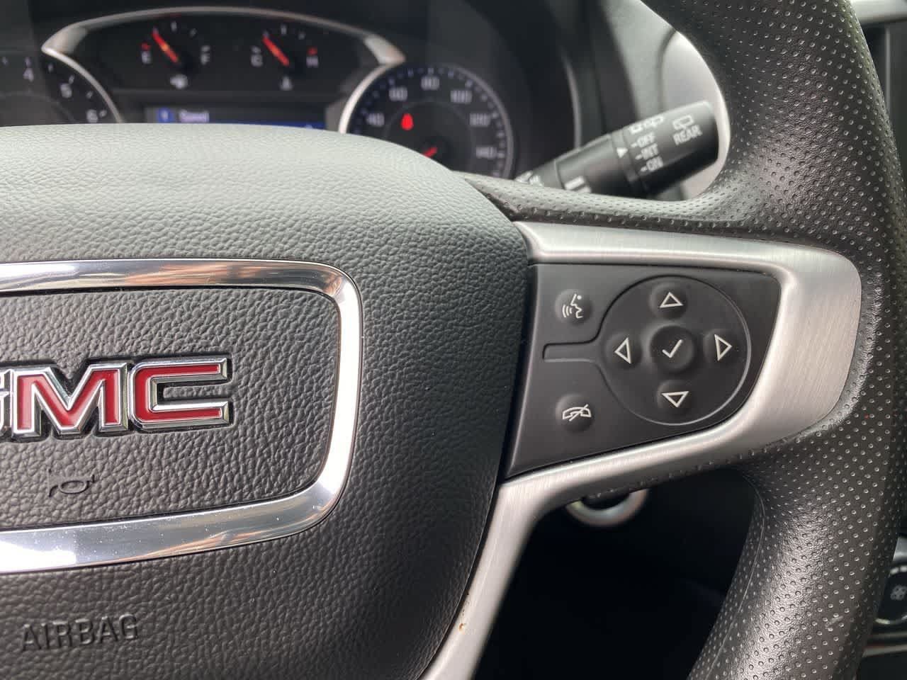 Used 2024 GMC Terrain SLE AWD/4WD image 22