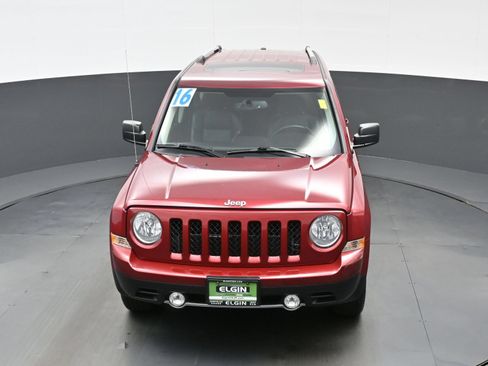Used 2016 Jeep Patriot High Altitude AWD/4WD image 38