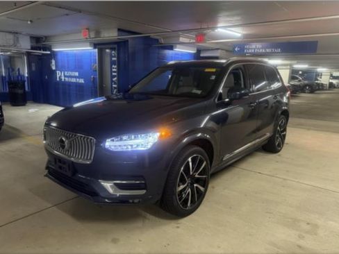 Certified 2023 Volvo XC90 B6 Plus w/ Protection Package Premier AWD/4WD image 12