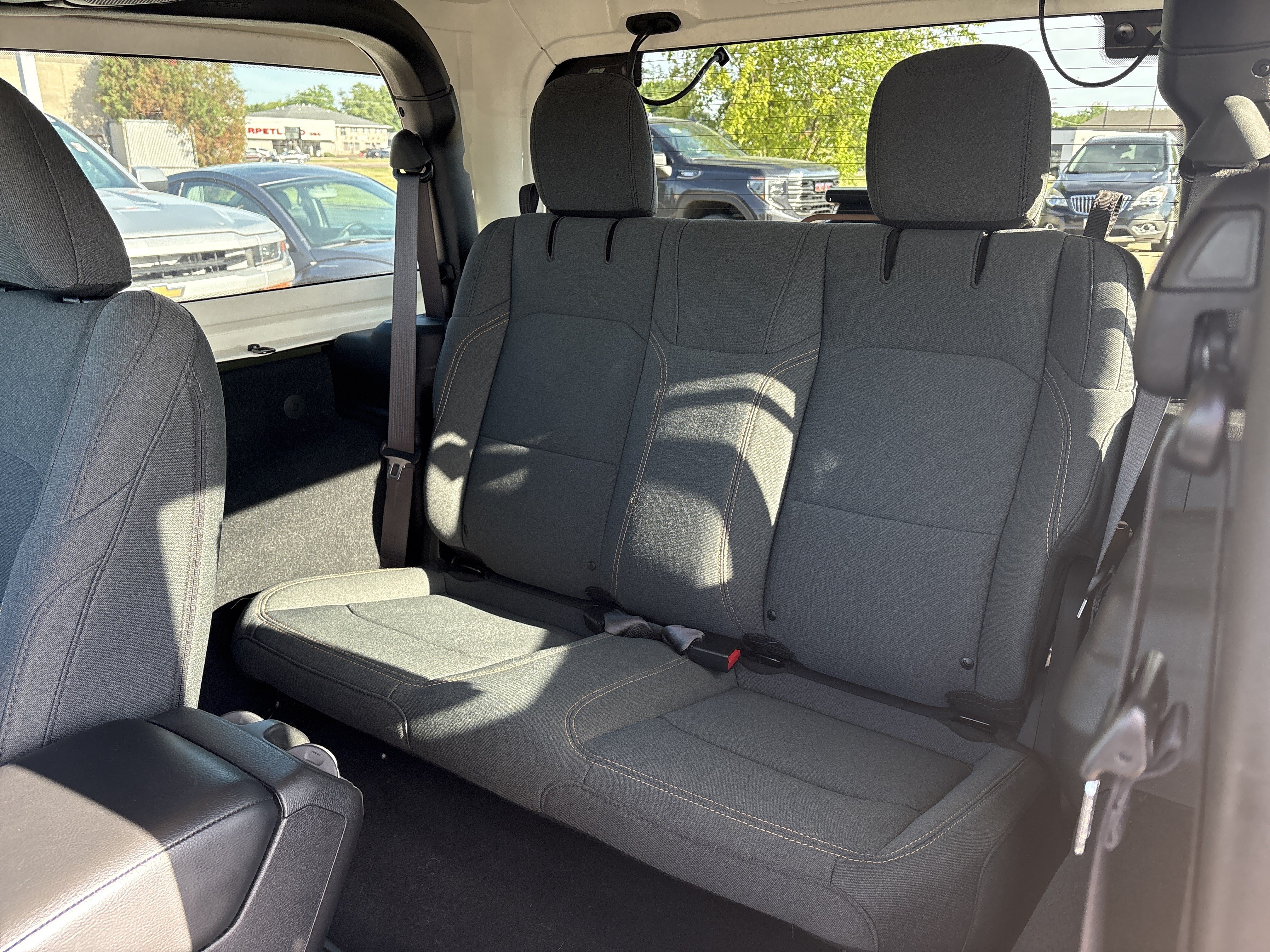 Used 2024 Jeep Wrangler Sport AWD/4WD image 12