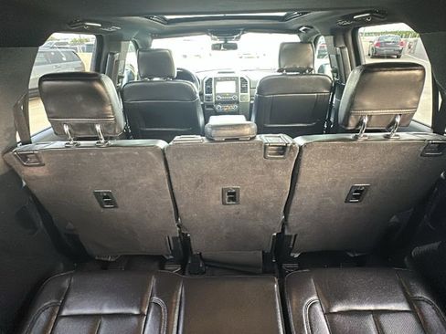 Used 2020 Ford Expedition Max XLT w/ Equipment Group 202A RWD image 35