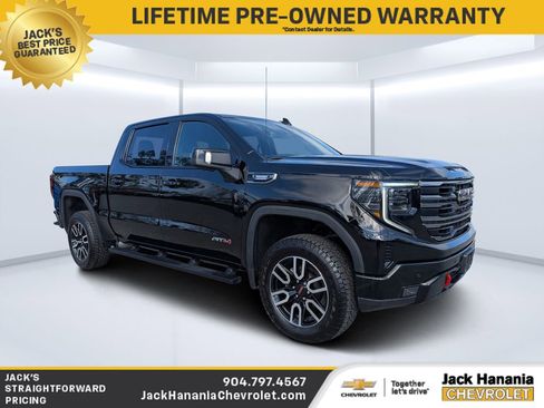 Used 2025 GMC Sierra 1500 AT4 AWD/4WD image 1