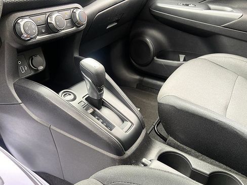 Used 2024 Nissan Kicks S FWD image 15