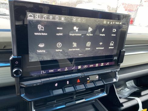 New 2026 GMC Hummer EV SUV image 11