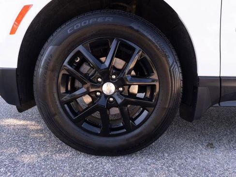 Used 2023 Chevrolet Equinox LT w/ LPO, Floor Liner Package image 34