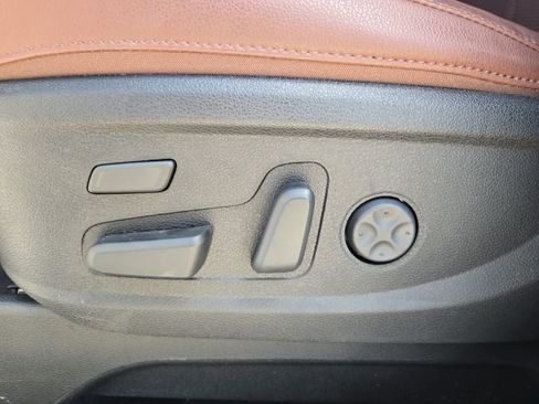 Certified 2025 Kia Telluride SX AWD/4WD image 16