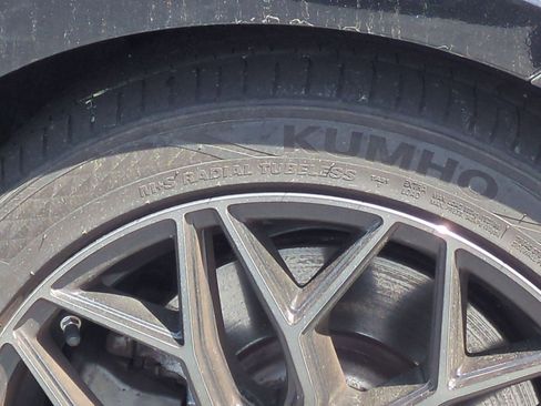 Used 2021 BMW 330e image 12