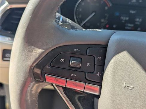 Used 2020 Cadillac XT6 Premium Luxury image 10