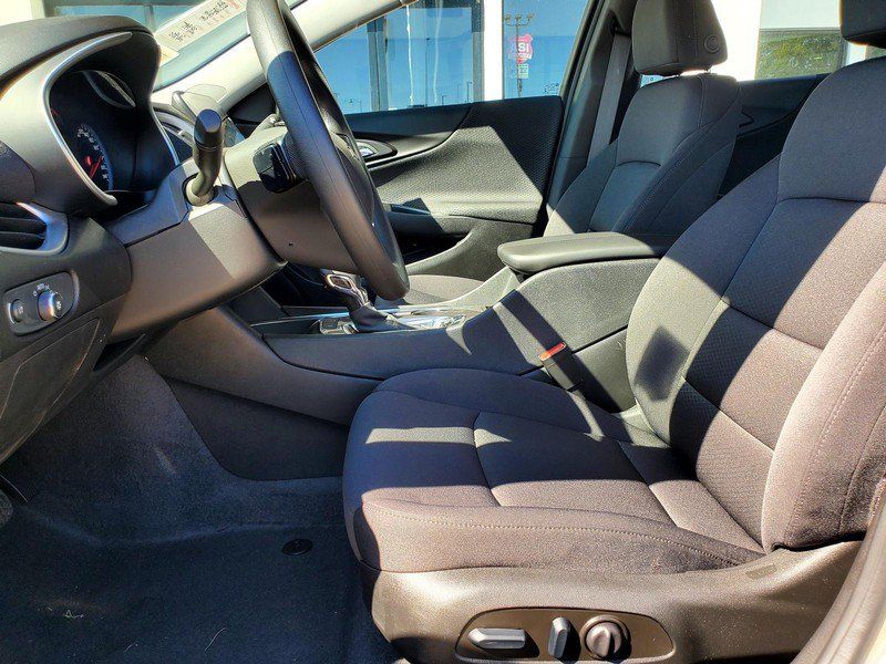 Used 2024 Chevrolet Malibu LT FWD image 11