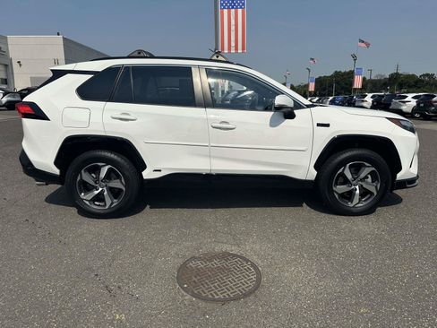 Used 2023 Toyota RAV4 SE w/ Weather & Moonroof Package AWD/4WD image 4