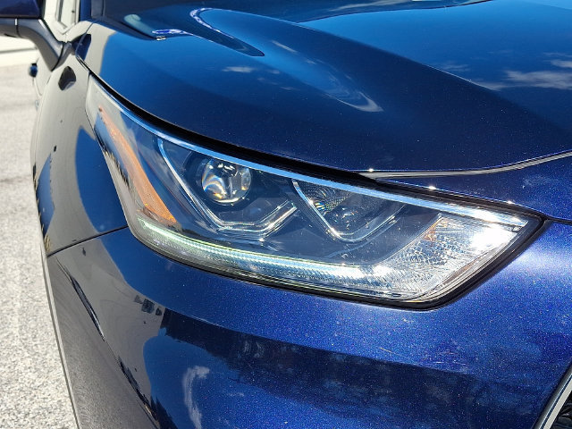 Used 2021 Toyota Highlander Limited AWD/4WD image 9