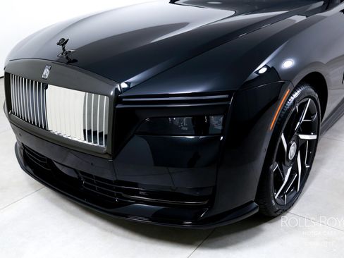 New 2025 Rolls-Royce Spectre Black Badge w/ Spectre Enhancement Package AWD/4WD image 37