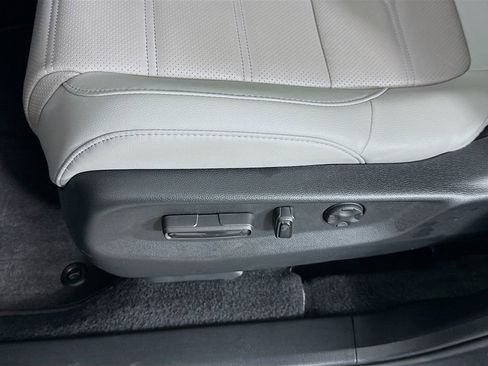Used 2022 Honda CR-V EX-L image 20