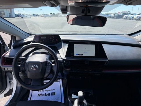 Used 2026 Toyota Prius Plug-In Hybrid image 16