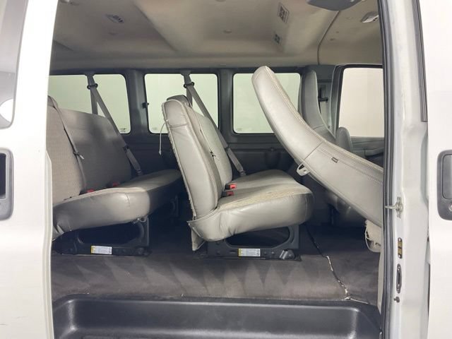 Used 2024 Chevrolet Express 3500 LT w/ LT Preferred Equipment Group RWD image 27