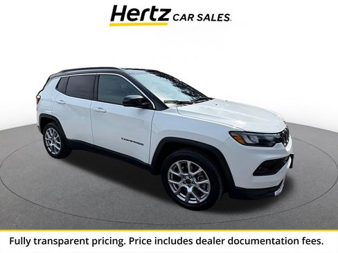 Used 2025 Jeep Compass Limited AWD/4WD image 1