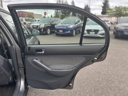 Used 2005 Honda Civic Hybrid Sedan image 20