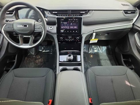 New 2026 Jeep Grand Cherokee Laredo X AWD/4WD image 38