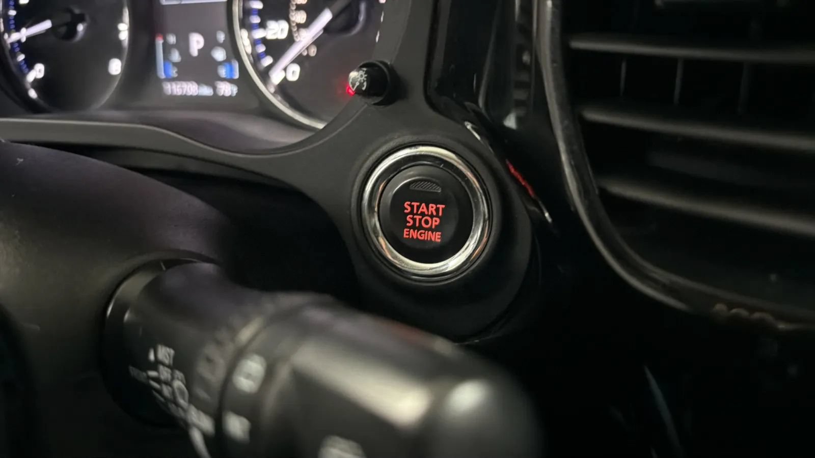 Used 2016 Mitsubishi Outlander SE FWD image 15