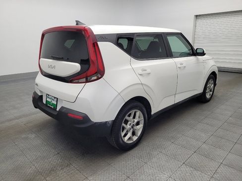 Used 2022 Kia Soul LX w/ Technology Package FWD image 9