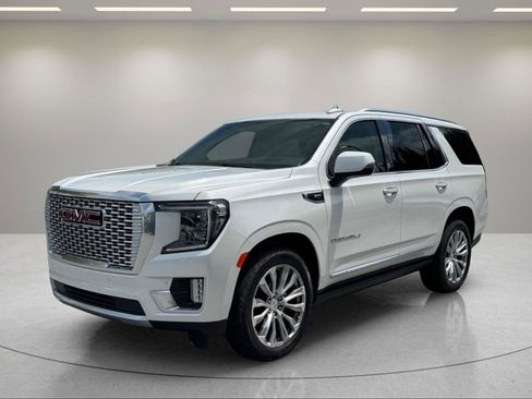 Used 2022 GMC Yukon Denali w/ Denali Premium Package AWD/4WD image 1
