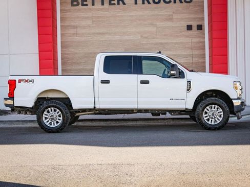 Used 2019 Ford F250 XLT w/ XLT Value Package AWD/4WD image 2