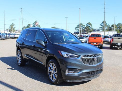 Used 2021 Buick Enclave Avenir w/ Avenir Technology Package image 3