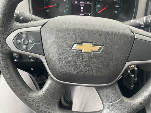 Used 2018 Chevrolet Colorado W/T w/ WT Convenience Package AWD/4WD image 18