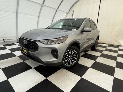 New 2024 Ford Escape SE