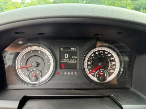 Used 2015 RAM 1500 Express AWD/4WD image 17