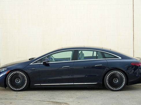 Used 2022 Mercedes-Benz EQS AMG 4MATIC image 59