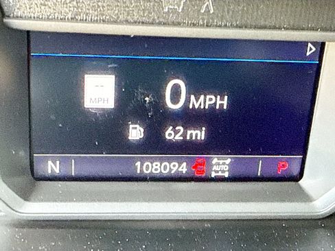 Used 2022 GMC Sierra 2500 AT4 w/ AT4 Preferred Package image 16