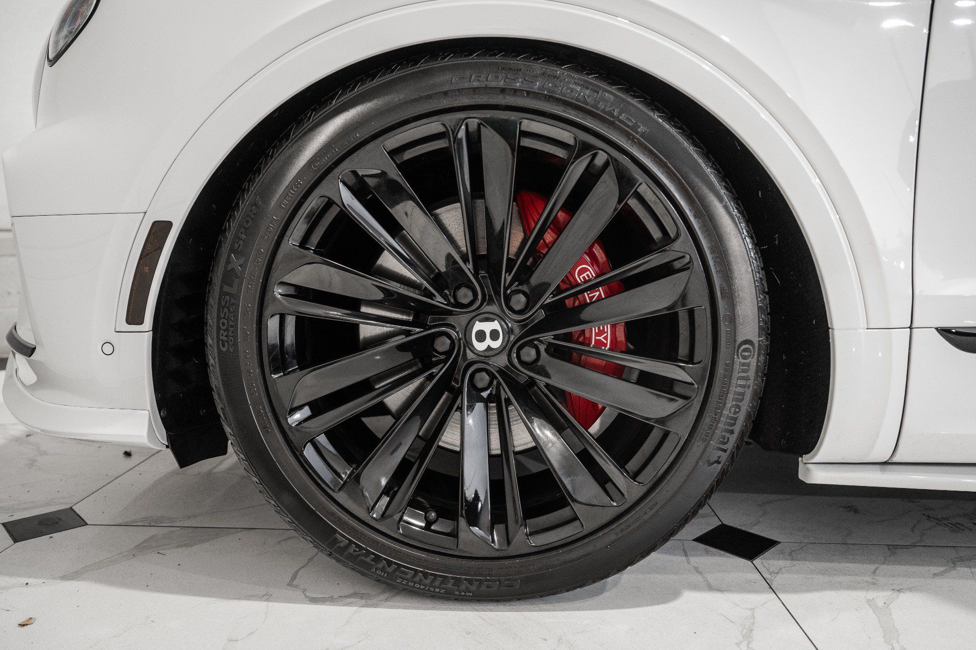 Used 2021 Bentley Bentayga Speed AWD/4WD image 6