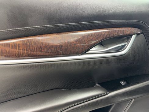 Used 2013 Cadillac XTS Premium FWD image 37