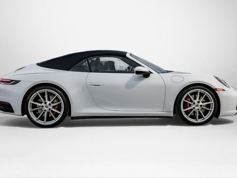Used 2020 Porsche 911 Carrera 4S image 6