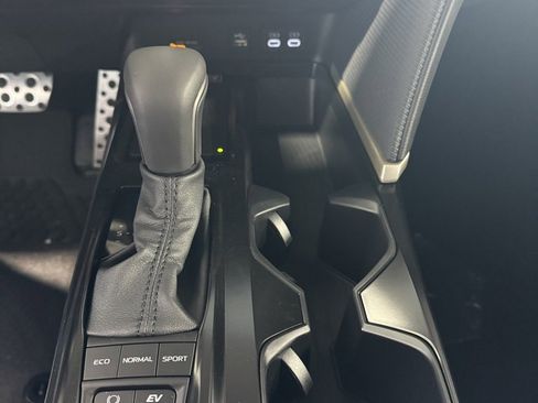 New 2026 Toyota Camry Hybrid image 39